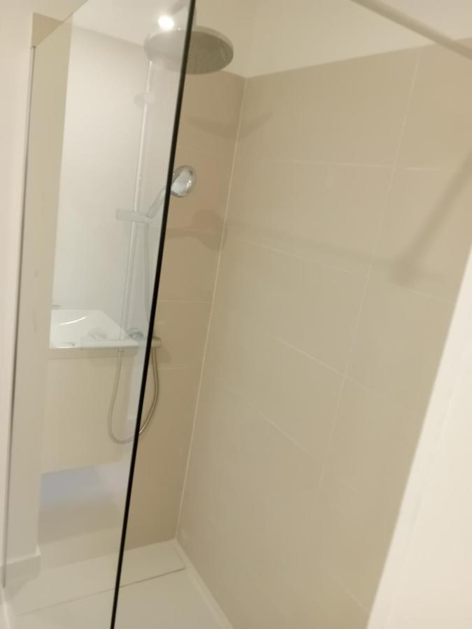 Quartier Le Plus Anime De Marseille "La Plaine Cours Julien "Chambre Avec Salle De Bain Wc Privee Integrees "Dans Appartement Eksteriør billede