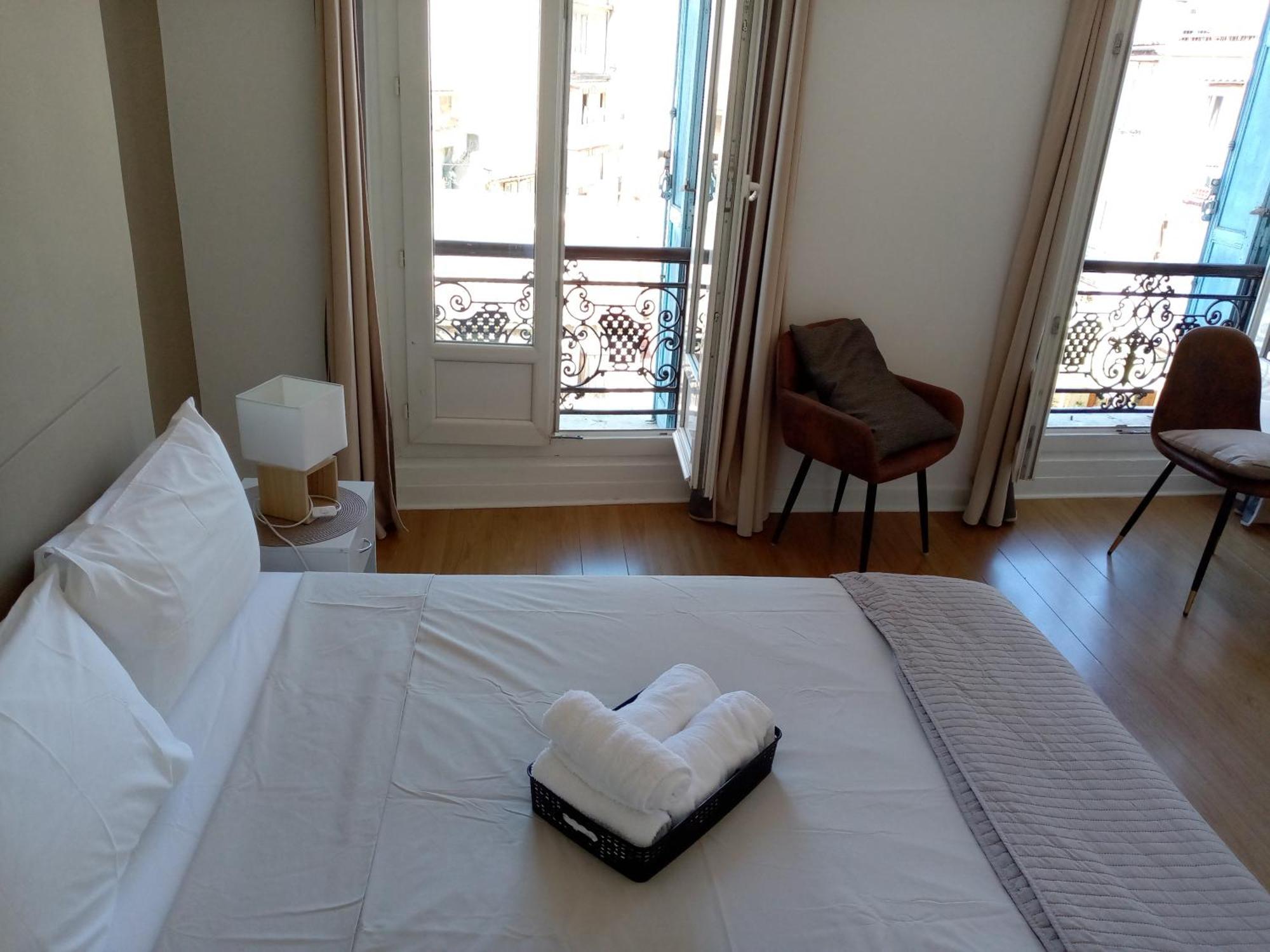 Quartier Le Plus Anime De Marseille "La Plaine Cours Julien "Chambre Avec Salle De Bain Wc Privee Integrees "Dans Appartement Eksteriør billede